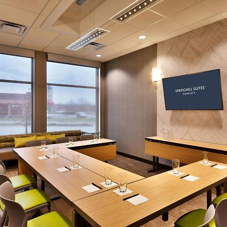 Springhill Suites By Marriott Коралвил Екстериор снимка